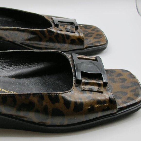 Salvatore Ferragamo leopard print patent leather wedge mule in 8.5AA - Picture 2 of 7